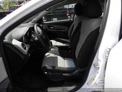 2016 Chevrolet Cruze Limited LS Auto   - Photo 18 - Glassboro, NJ 08028