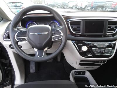 2018 Chrysler Pacifica Touring Plus   - Photo 16 - Glassboro, NJ 08028