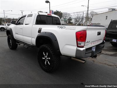 2016 Toyota Tacoma TRD Sport   - Photo 7 - Glassboro, NJ 08028