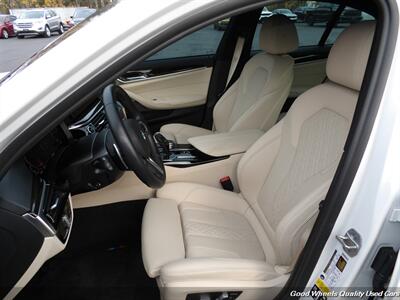 2022 BMW 5 Series 540i xDrive M Sport - Photo 13 - Glassboro, NJ 08028