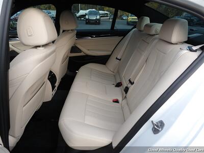 2022 BMW 5 Series 540i xDrive M Sport - Photo 14 - Glassboro, NJ 08028