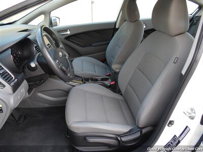 2018 Kia Forte LX   - Photo 12 - Glassboro, NJ 08028