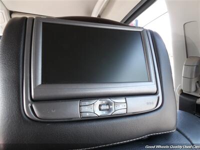 2015 Nissan Armada Platinum   - Photo 38 - Glassboro, NJ 08028