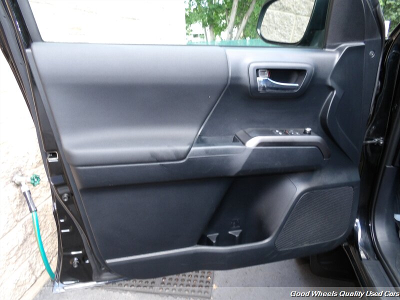 2018 Toyota Tacoma TRD Sport - Photo 26 - Glassboro, NJ 08028