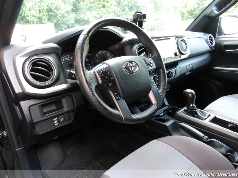 2018 Toyota Tacoma TRD Sport - Photo 10 - Glassboro, NJ 08028