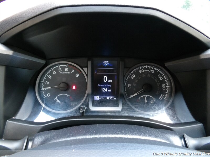 2018 Toyota Tacoma TRD Sport - Photo 15 - Glassboro, NJ 08028