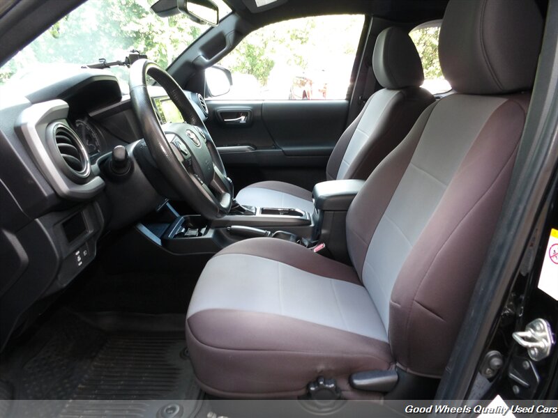2018 Toyota Tacoma TRD Sport - Photo 11 - Glassboro, NJ 08028