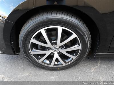 2017 Volkswagen Jetta 1.4T SE   - Photo 11 - Glassboro, NJ 08028