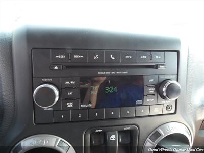 2017 Jeep Wrangler Sport S   - Photo 18 - Glassboro, NJ 08028