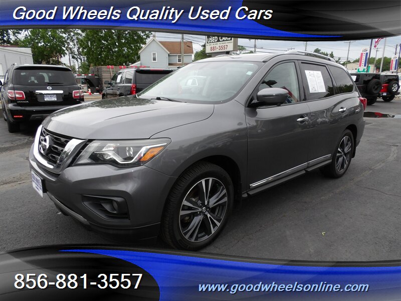 2019 Nissan Pathfinder Platinum 4WD's photo