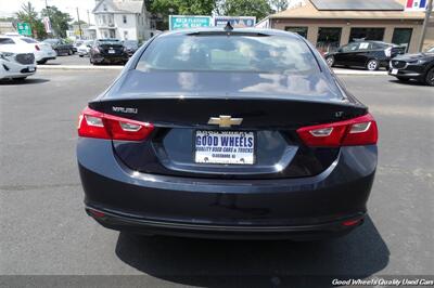 2017 Chevrolet Malibu LT   - Photo 6 - Glassboro, NJ 08028