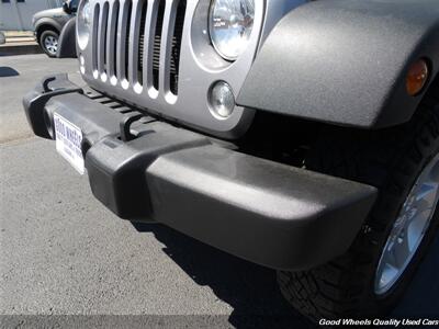 2015 Jeep Wrangler Sport   - Photo 10 - Glassboro, NJ 08028