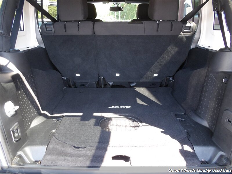 2015 Jeep Wrangler Sport photo 23