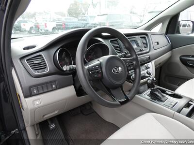 2015 Kia Sedona LX   - Photo 11 - Glassboro, NJ 08028