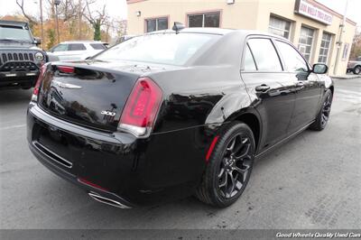 2019 Chrysler 300 Series Touring   - Photo 5 - Glassboro, NJ 08028