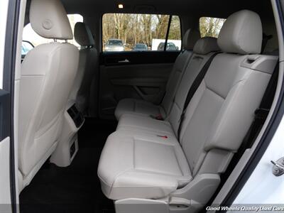 2019 Volkswagen Atlas V6 SE R-Line 4Motion   - Photo 14 - Glassboro, NJ 08028