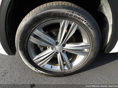 2019 Volkswagen Atlas V6 SE R-Line 4Motion   - Photo 11 - Glassboro, NJ 08028