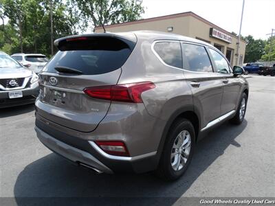 2019 Hyundai SANTA FE SE 2.4L   - Photo 5 - Glassboro, NJ 08028