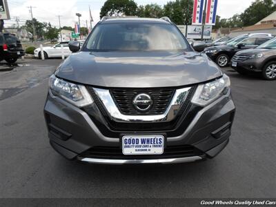 2020 Nissan Rogue SV   - Photo 2 - Glassboro, NJ 08028