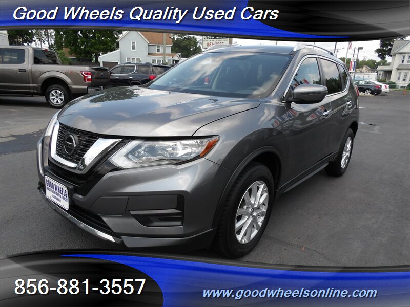 2020 Nissan Rogue SV  