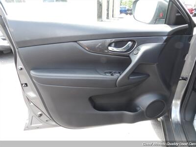 2020 Nissan Rogue SV   - Photo 14 - Glassboro, NJ 08028