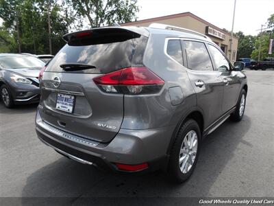 2020 Nissan Rogue SV   - Photo 5 - Glassboro, NJ 08028