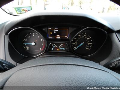 2016 Ford Focus SE   - Photo 17 - Glassboro, NJ 08028