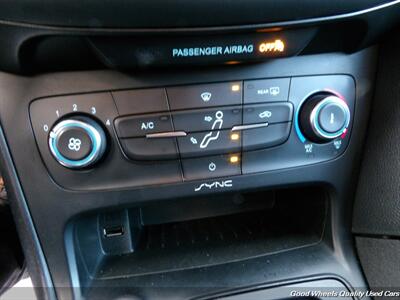 2016 Ford Focus SE   - Photo 21 - Glassboro, NJ 08028