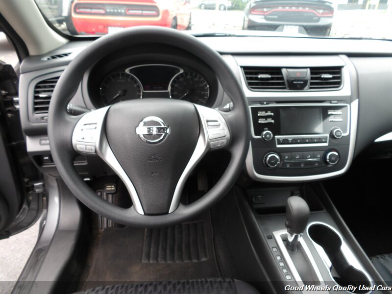2017 Nissan Altima 2.5 - Photo 15 - Glassboro, NJ 08028