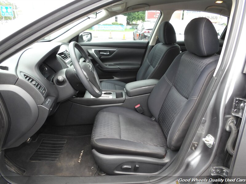 2017 Nissan Altima 2.5 - Photo 13 - Glassboro, NJ 08028