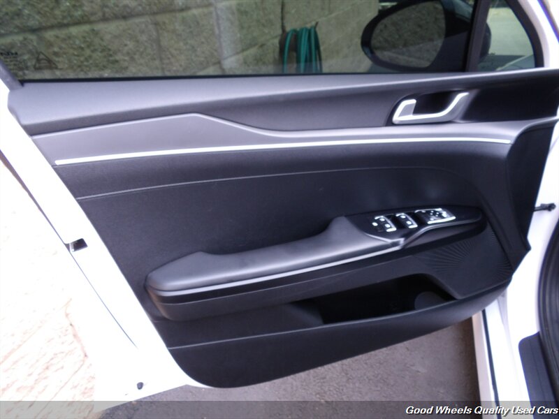 2022 Kia K5 GT-Line - Photo 25 - Glassboro, NJ 08028