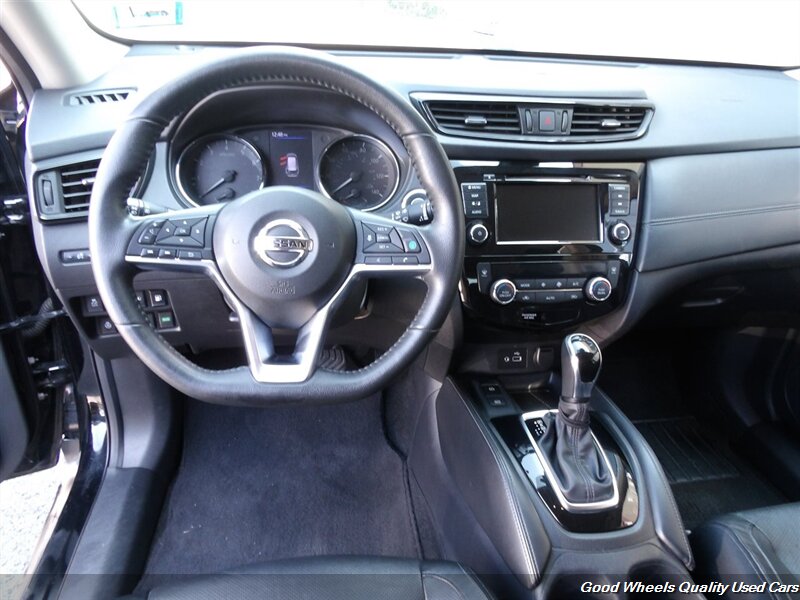 2019 Nissan Rogue SL photo 13
