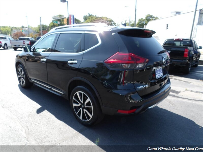 2019 Nissan Rogue SL photo 5