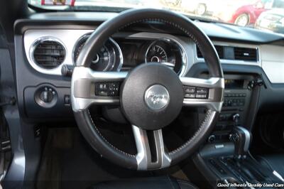 2014 Ford Mustang V6 Premium   - Photo 17 - Glassboro, NJ 08028