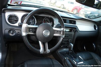 2014 Ford Mustang V6 Premium   - Photo 16 - Glassboro, NJ 08028