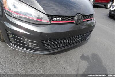 2015 Volkswagen Golf GTI S   - Photo 10 - Glassboro, NJ 08028