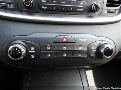 2016 Kia Sorento L   - Photo 23 - Glassboro, NJ 08028