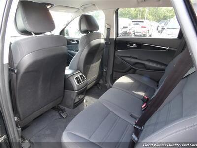 2016 Kia Sorento L   - Photo 15 - Glassboro, NJ 08028