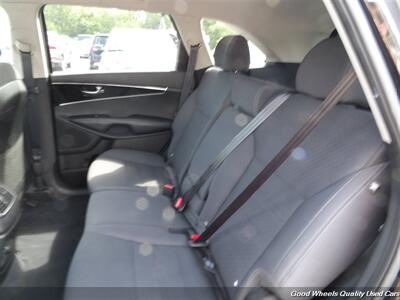 2016 Kia Sorento L   - Photo 16 - Glassboro, NJ 08028