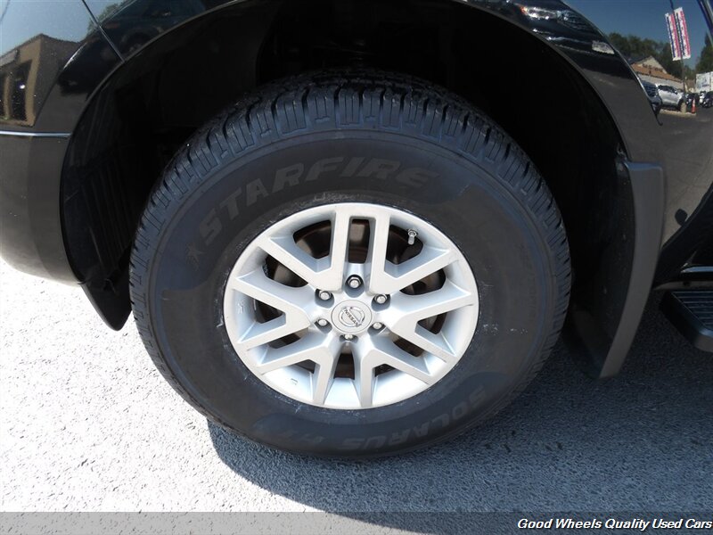 2019 Nissan Frontier SV photo 9