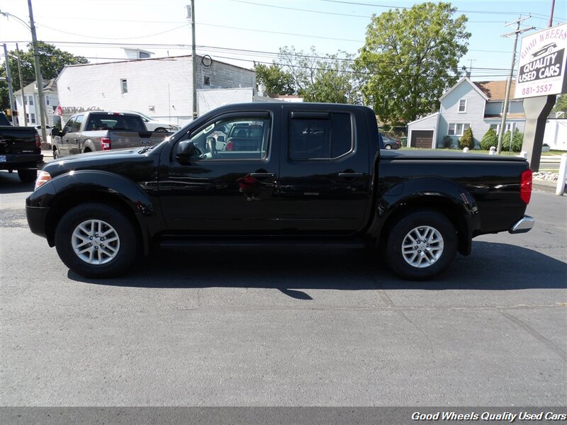 2019 Nissan Frontier SV photo 6