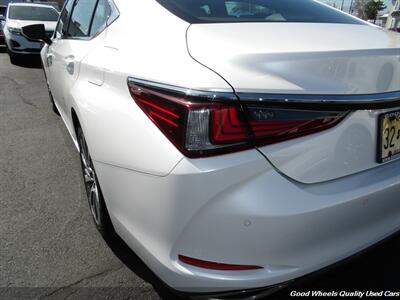 2019 Lexus ES 350   - Photo 9 - Glassboro, NJ 08028