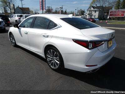 2019 Lexus ES 350   - Photo 7 - Glassboro, NJ 08028