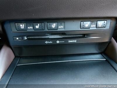 2019 Lexus ES 350   - Photo 22 - Glassboro, NJ 08028