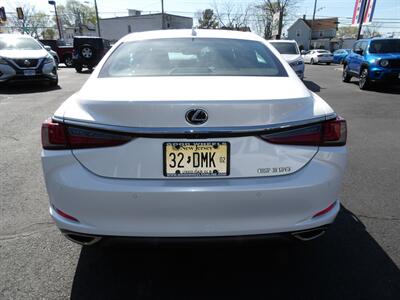 2019 Lexus ES 350   - Photo 6 - Glassboro, NJ 08028