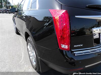 2015 Cadillac SRX Luxury Collection   - Photo 9 - Glassboro, NJ 08028