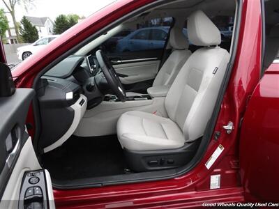 2020 Nissan Altima 2.5 SV   - Photo 18 - Glassboro, NJ 08028