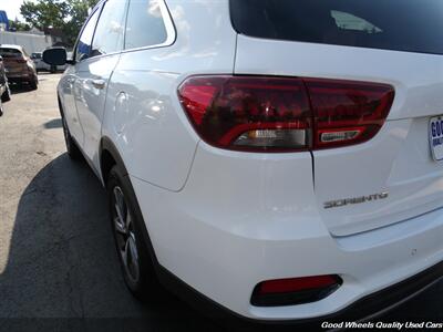 2019 Kia Sorento EX V6   - Photo 9 - Glassboro, NJ 08028
