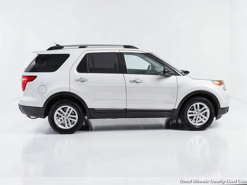 2015 Ford Explorer XLT - Photo 4 - Glassboro, NJ 08028