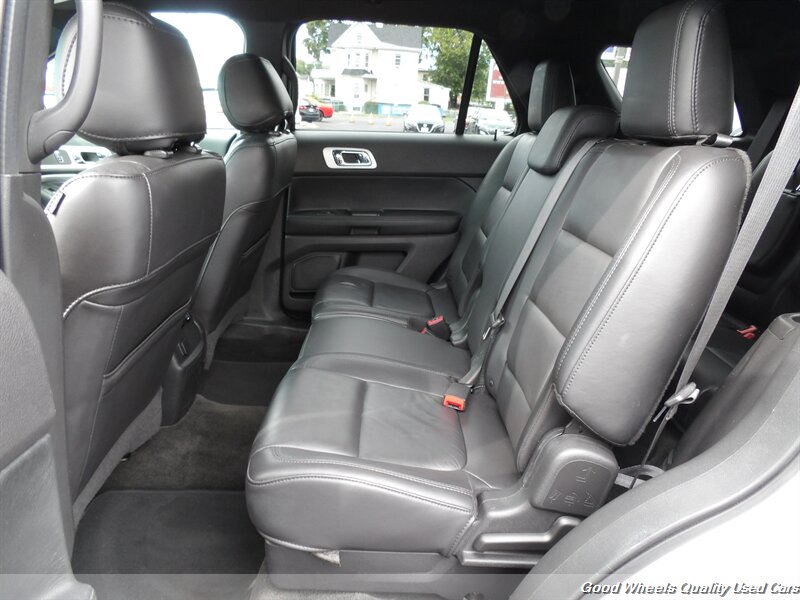 2015 Ford Explorer XLT - Photo 12 - Glassboro, NJ 08028